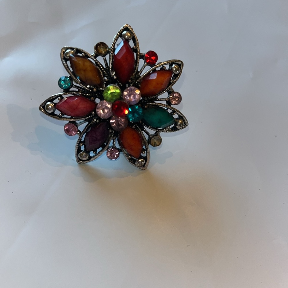 Multicolor Floral Statement Ring - Picture 4 of 4